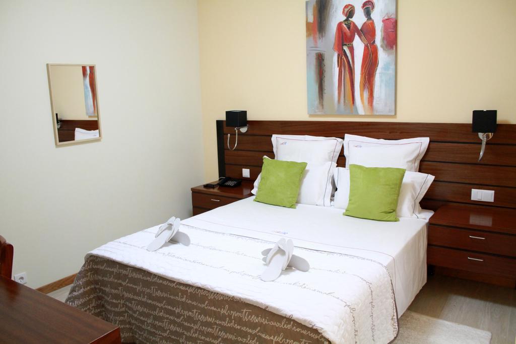 Mindelo Residencial Bed & Breakfast Екстериор снимка