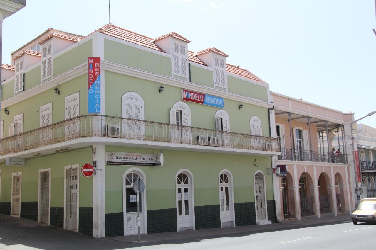 Mindelo Residencial Bed & Breakfast Екстериор снимка