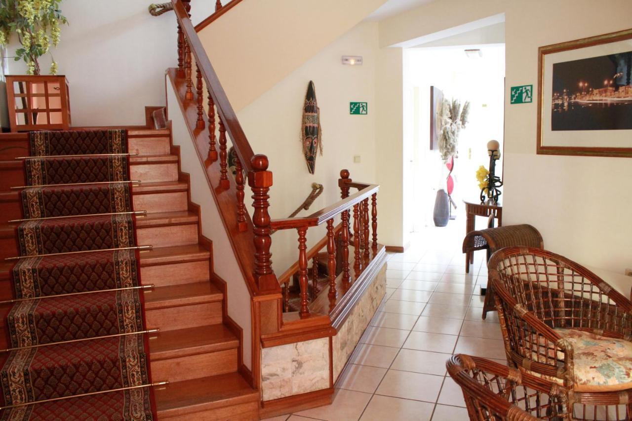 Mindelo Residencial Bed & Breakfast Екстериор снимка