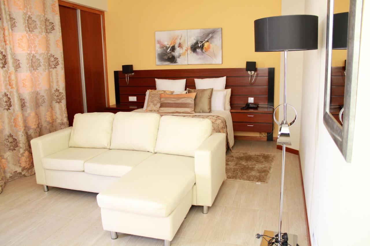 Mindelo Residencial Bed & Breakfast Екстериор снимка